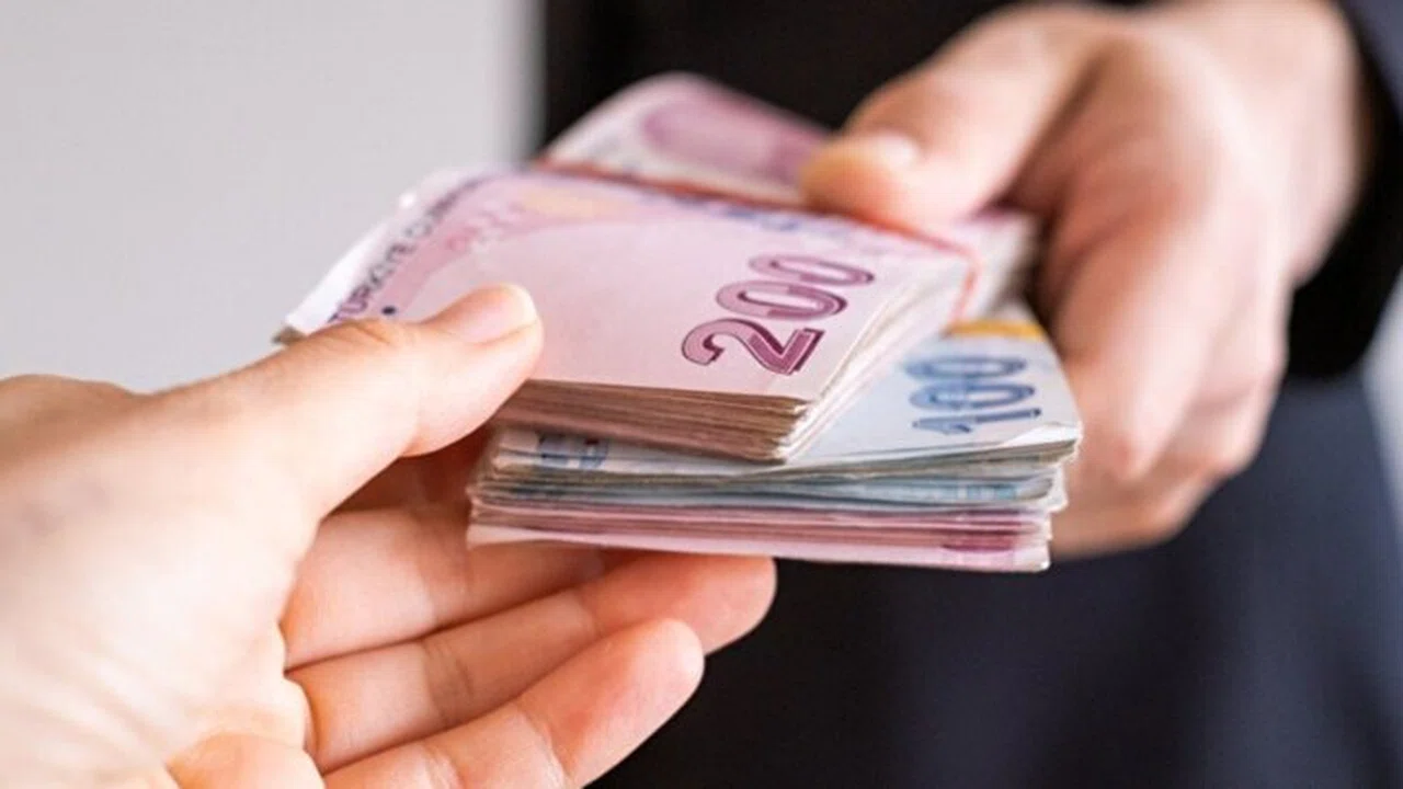 Para Yardımı Yapan Zenginler ve Futbolcular