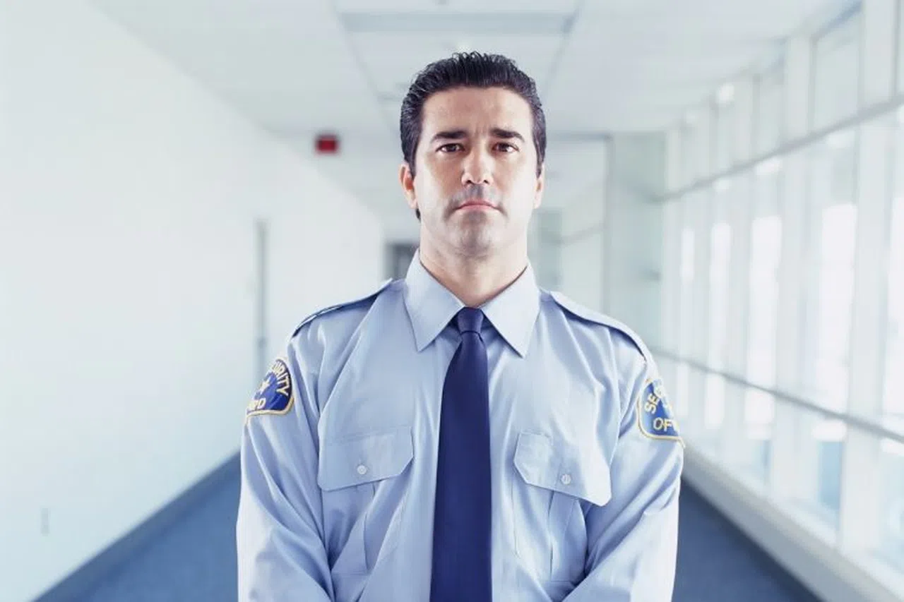 İş Bankası Güvenlik Görevlisi Alımı Yapacak! 19 Şehirde Güvenlik Görevlisi Alımı Başladı