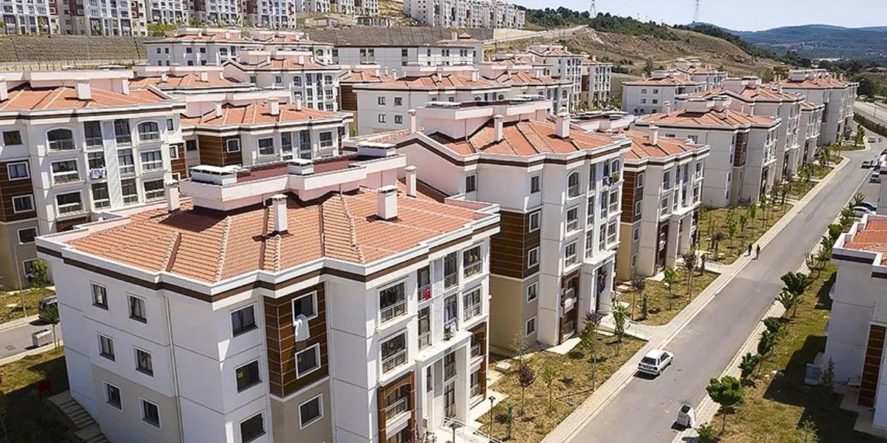 TOKİ 6 Şehirde Başvuruları Kabul Etmeye Başladı! TOKİ'den 9.400 TL Taksitle Ev Sahibi Olun