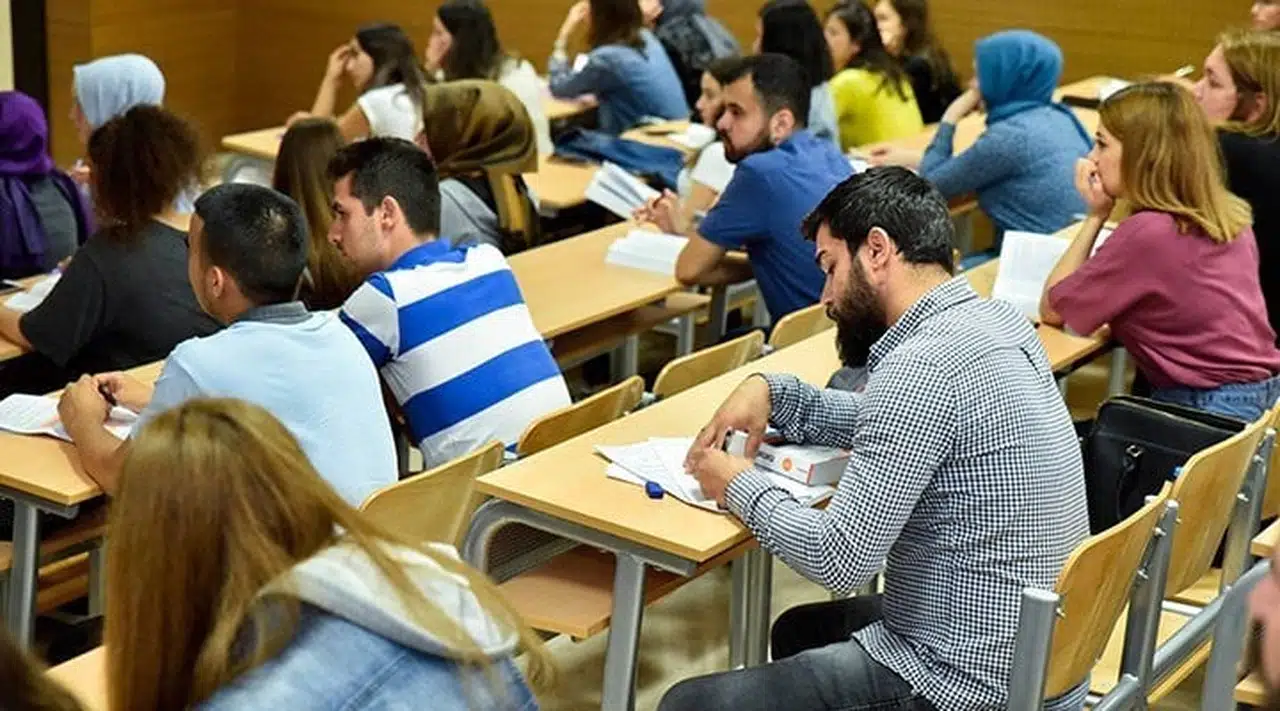 Öğrencilere Nefes Aldıracak 5 Bin TL Destek! Ulaşım Desteği Başvurusu Başladı