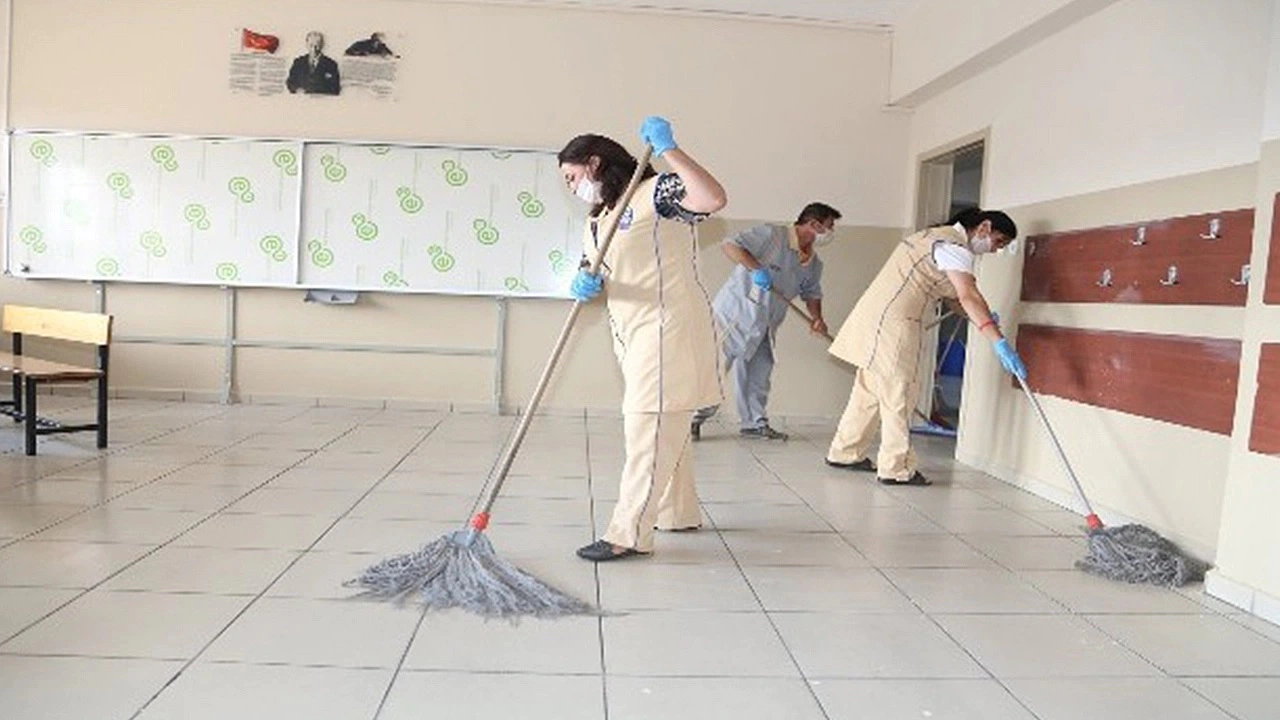 30 Bin Temizlik Görevlisi Alımı Detaylı Belli Oldu! Bu Şartları Taşıyan Herkes Başvuru Yapabilir