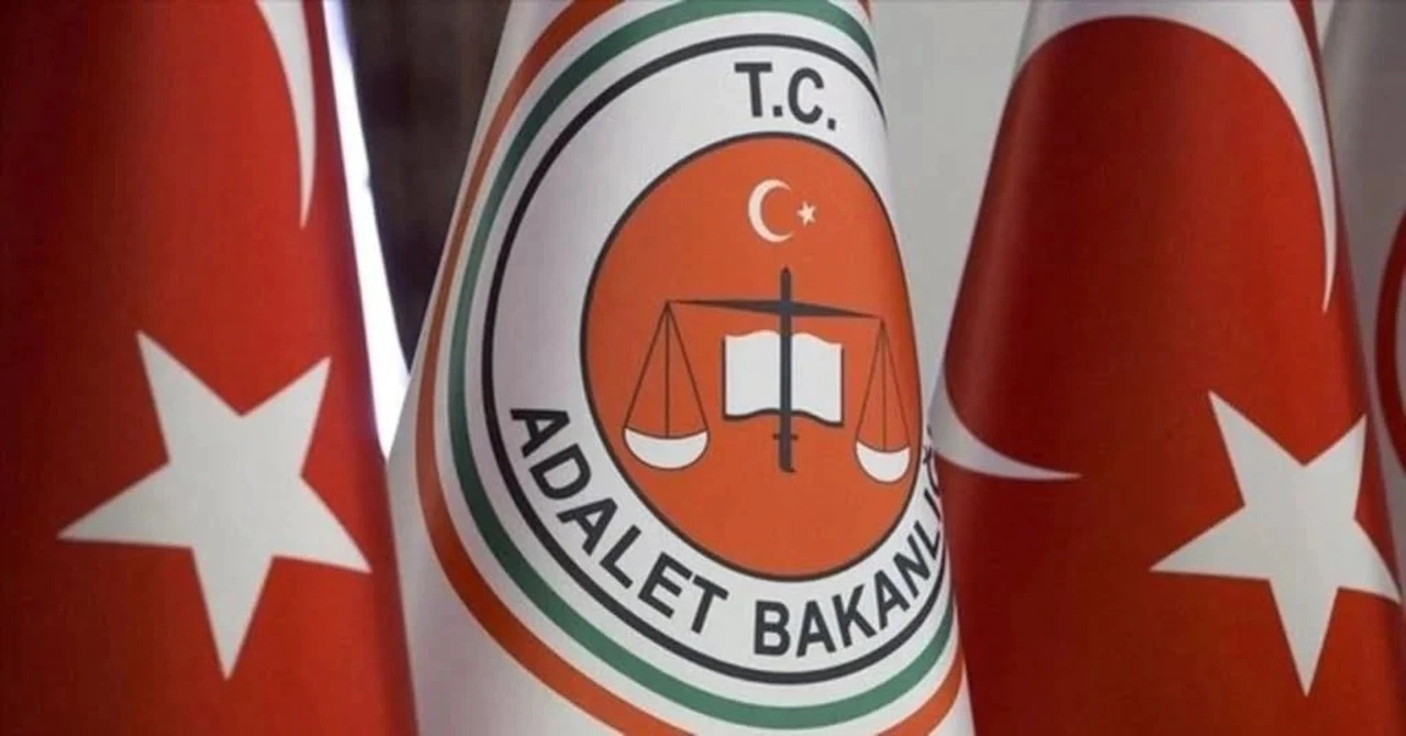 Adalet Bakanlığı 300 Personel Alımı Yapacağını Duyurdu