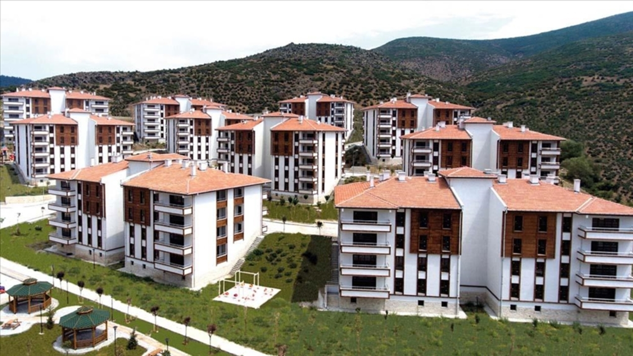 Başvurular Başlıyor TOKİ 400 BİN Peşinat 120 Ay Vadeli Konut Şatışını Duyurdu