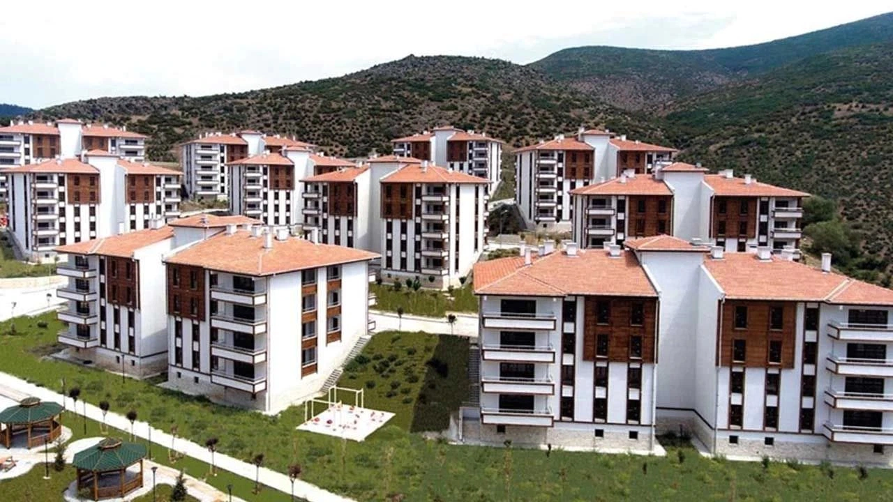 TOKİ başvuruları başladı! 7200 TL taksitle 2+1, 12 bin TL taksitle 3+1 konut sahibi olun