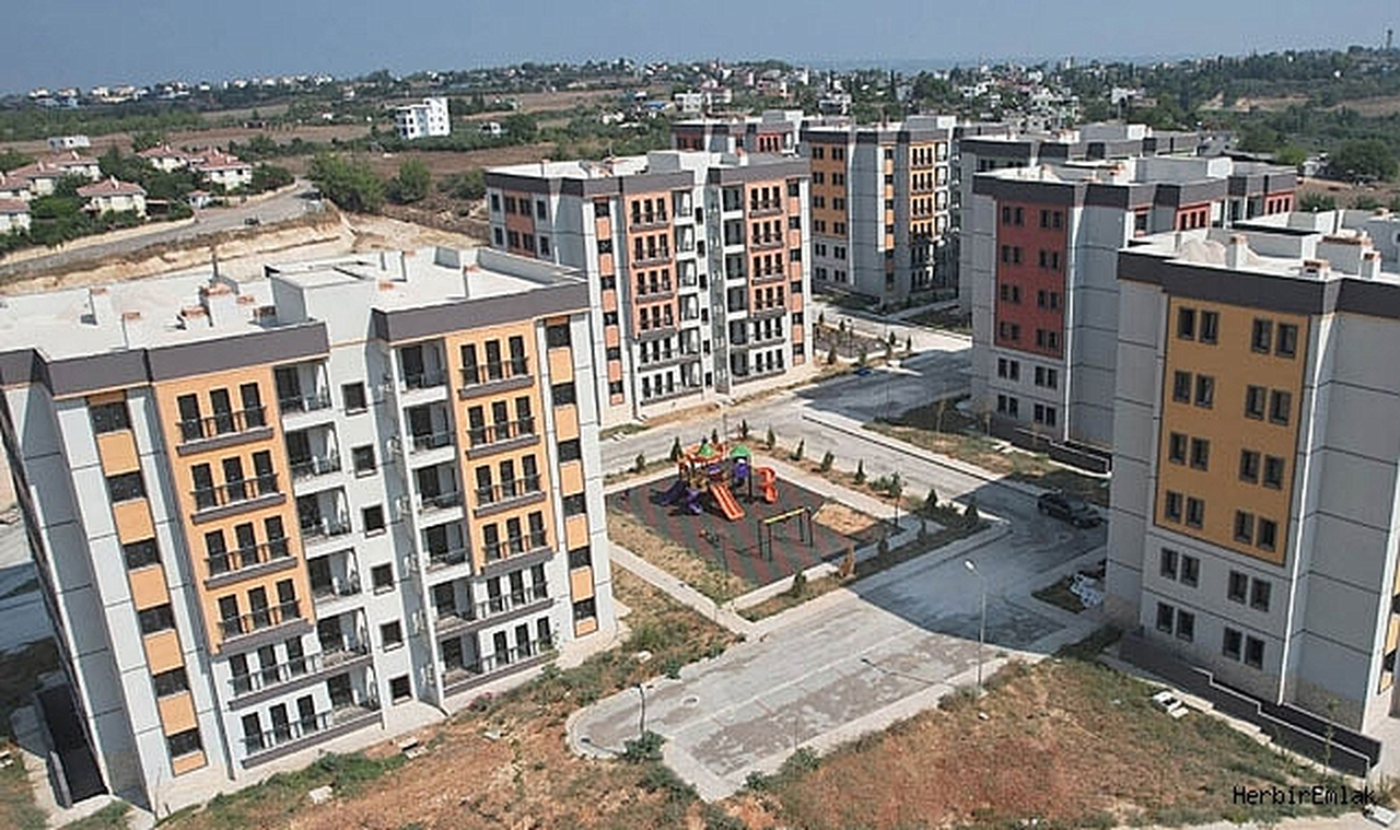 TOKİ'den Büyük Fırsat: 11 İlde Aylık 7-8 Bin TL Taksitle Konut Satışı Başlıyor!