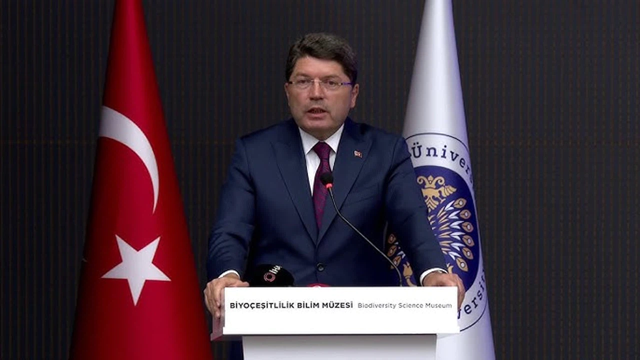 Adalet Bakanlığı’na 20 Bin Personel Alımı Müjdesi! Cumhurbaşkanı Erdoğan ve Bakan Tunç Açıkladı