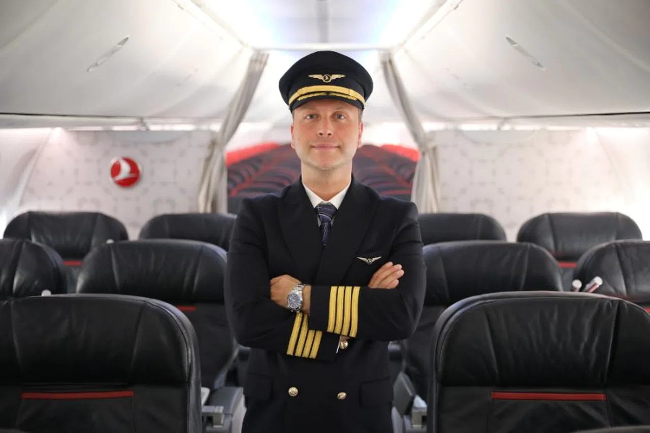 THY’den Dev Pilot Alımı! En Az 100 Bin TL Maaşla İkinci Pilot Adayı Alınacak