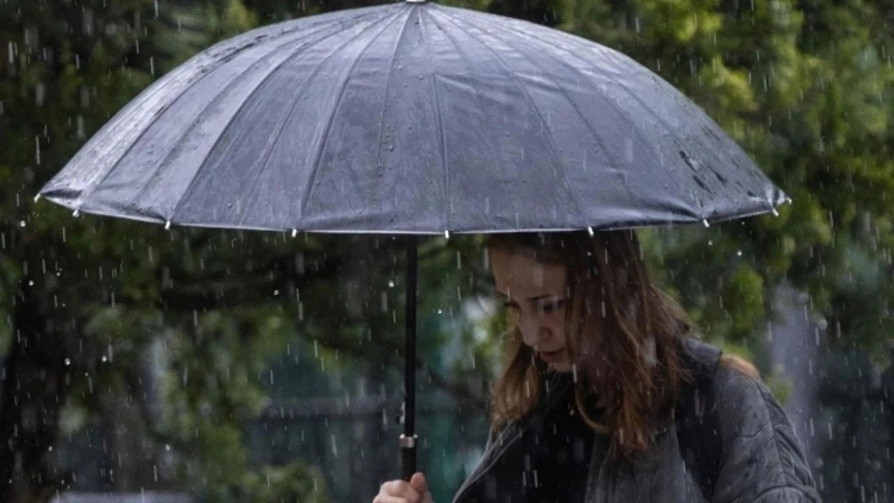 Meteoroloji 12 İli Sağanak Yağış İçin Uyardı! İşte Etkilenecek Bölgeler