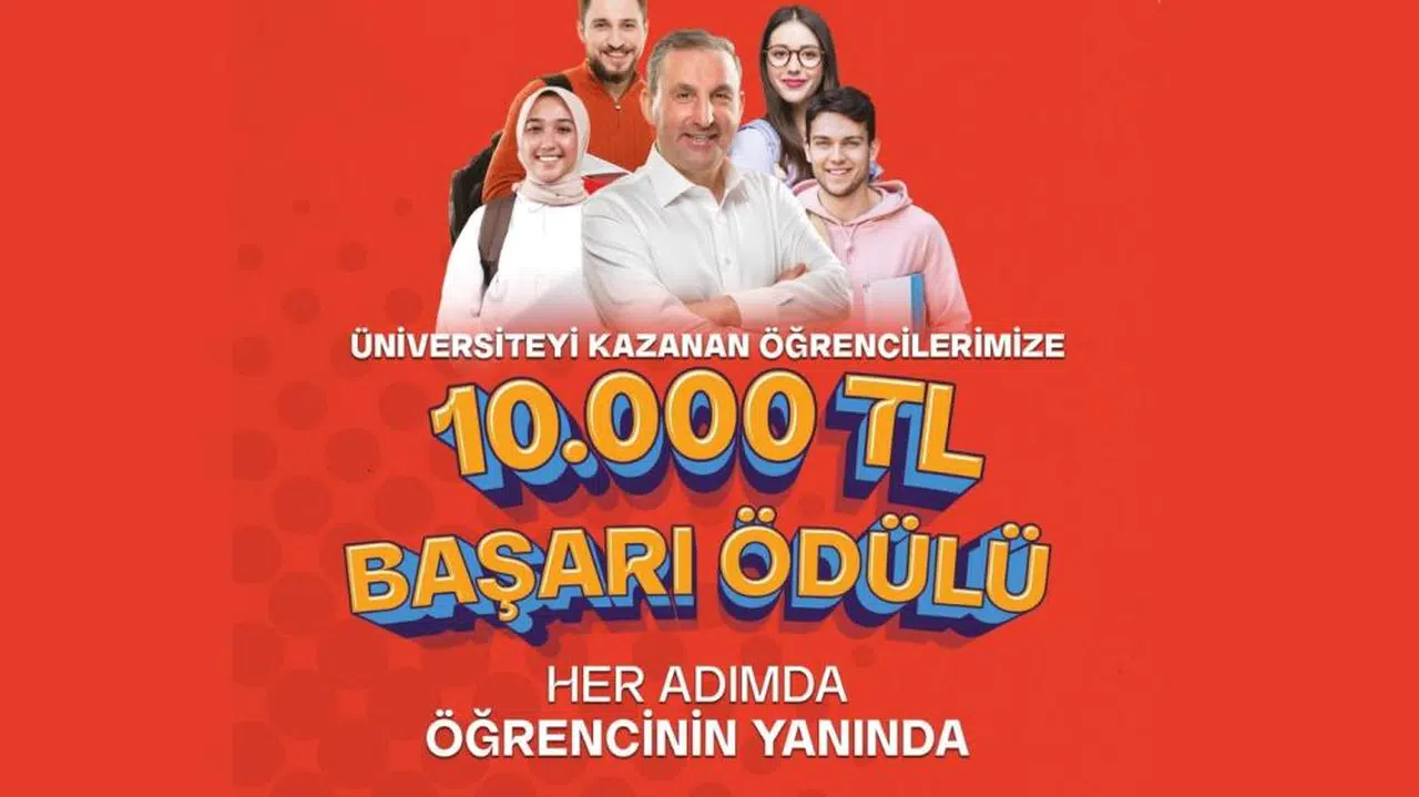 Üniversiteyi Kazanan Gençlere 10 Bin TL Destek! Belediyeden Başarılı Öğrencilere Destek