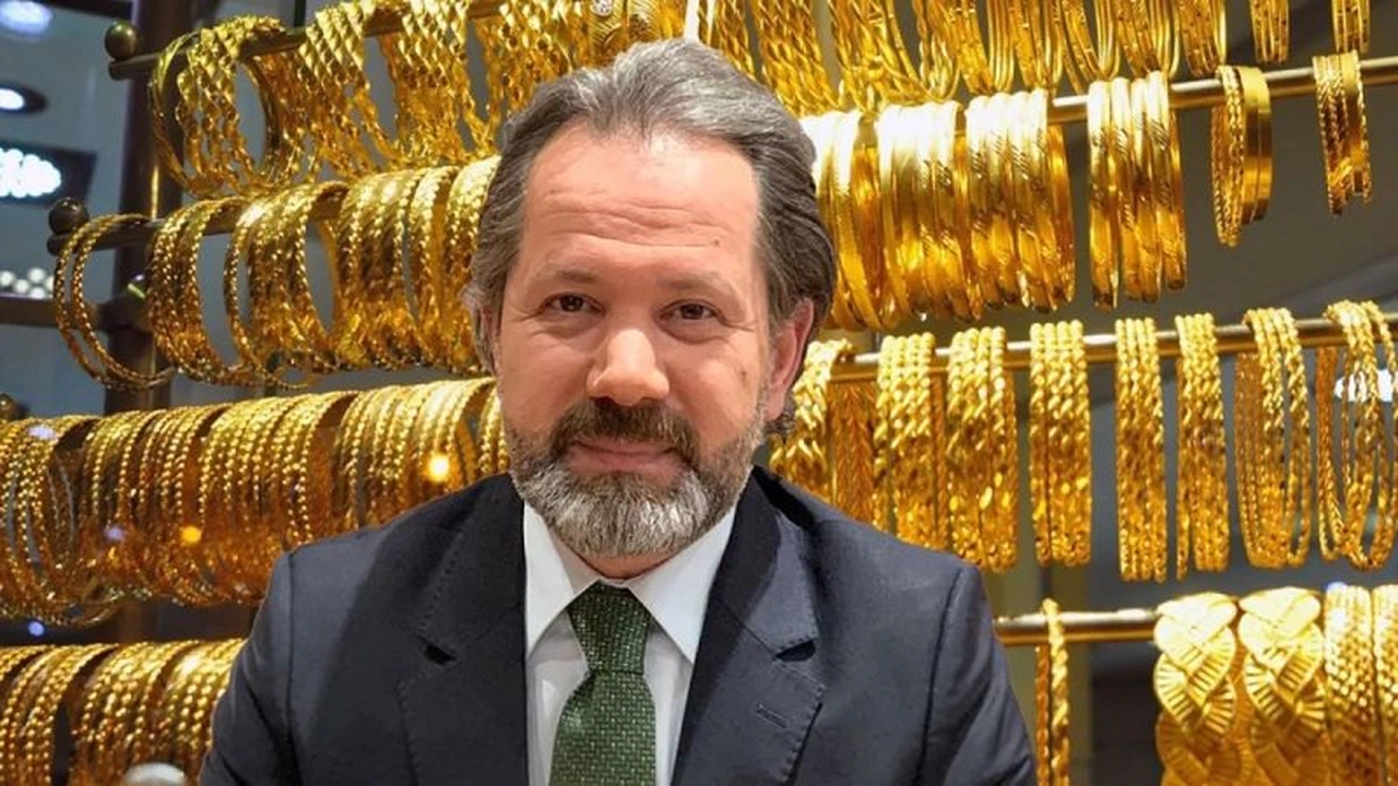 İslam Memiş’ten Altın Uyarısı: “Kasım’da Çok Sürpriz Olacak!”