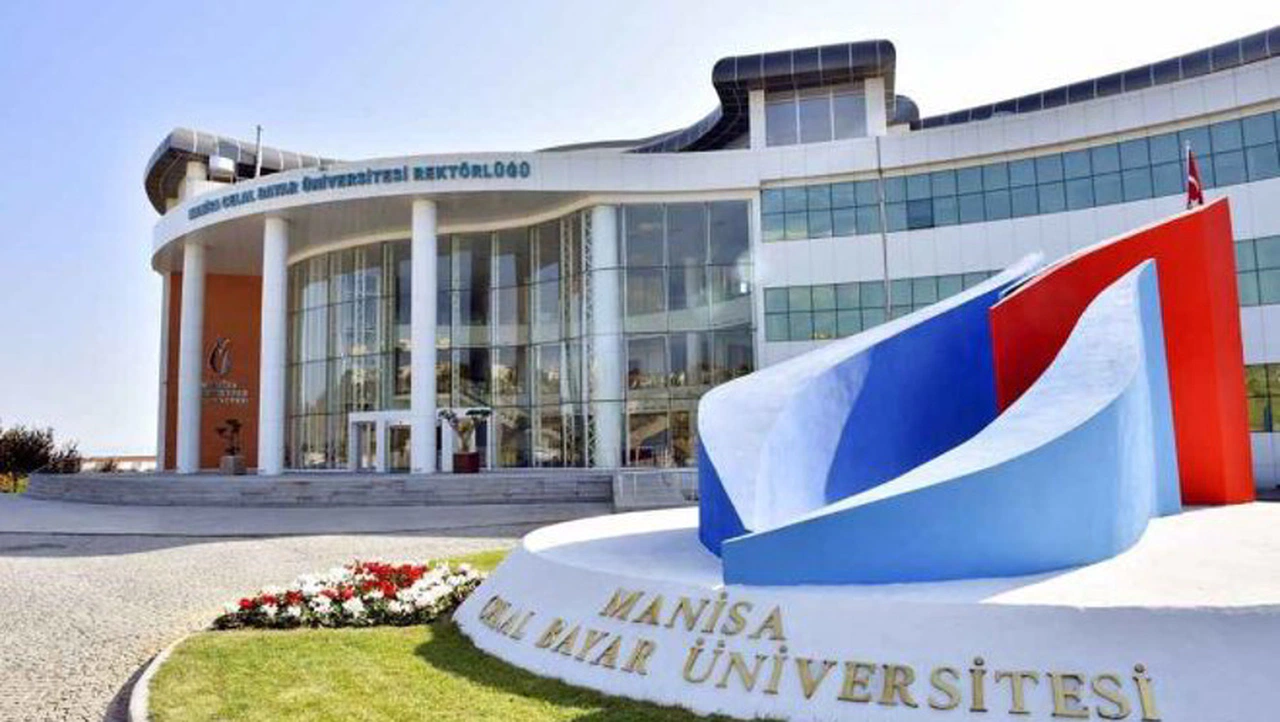 Manisa Celal Bayar Üniversitesi 29 Sözleşmeli Personel Alımı Yapacak