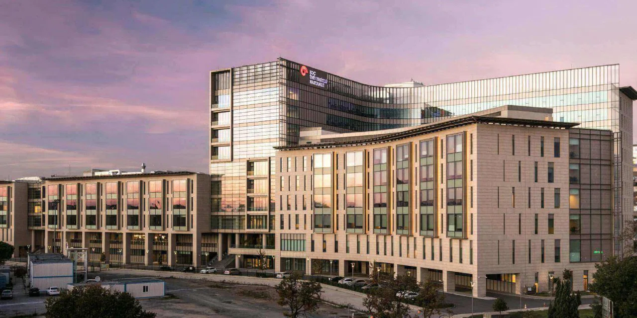 Koç Üniversitesi Hastanesi En Az Lise Mezunu Personel Alıyor