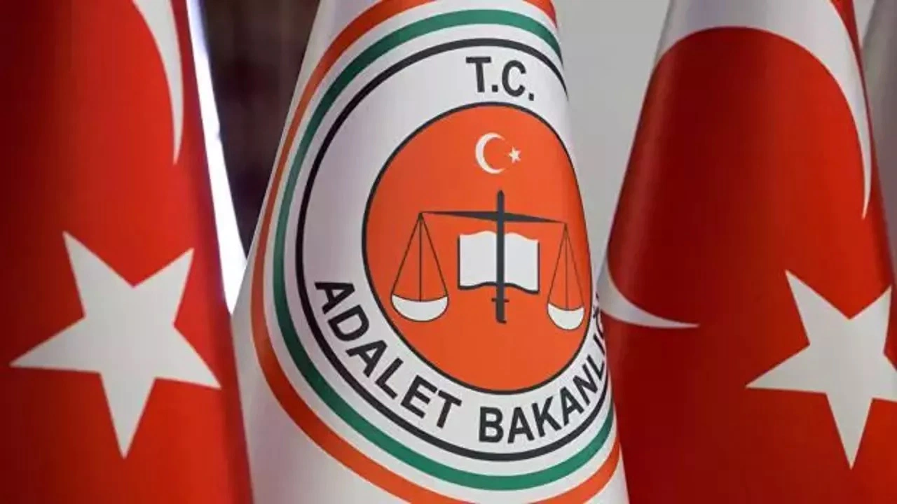 Adalet Bakanlığı 2026’da 6 Bin Zabıt Katibi Alacak! İşte Beklenen Başvuru Şartları ve KPSS Detayı