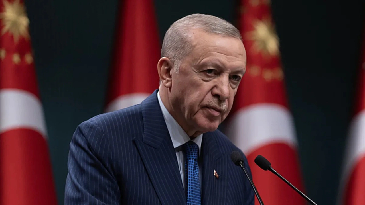 Son Dakika: Cumhurbaşkanı Erdoğan’dan Öğrencilere Büyük Müjde! Burs ve Kredi Tutarları %33 Arttı