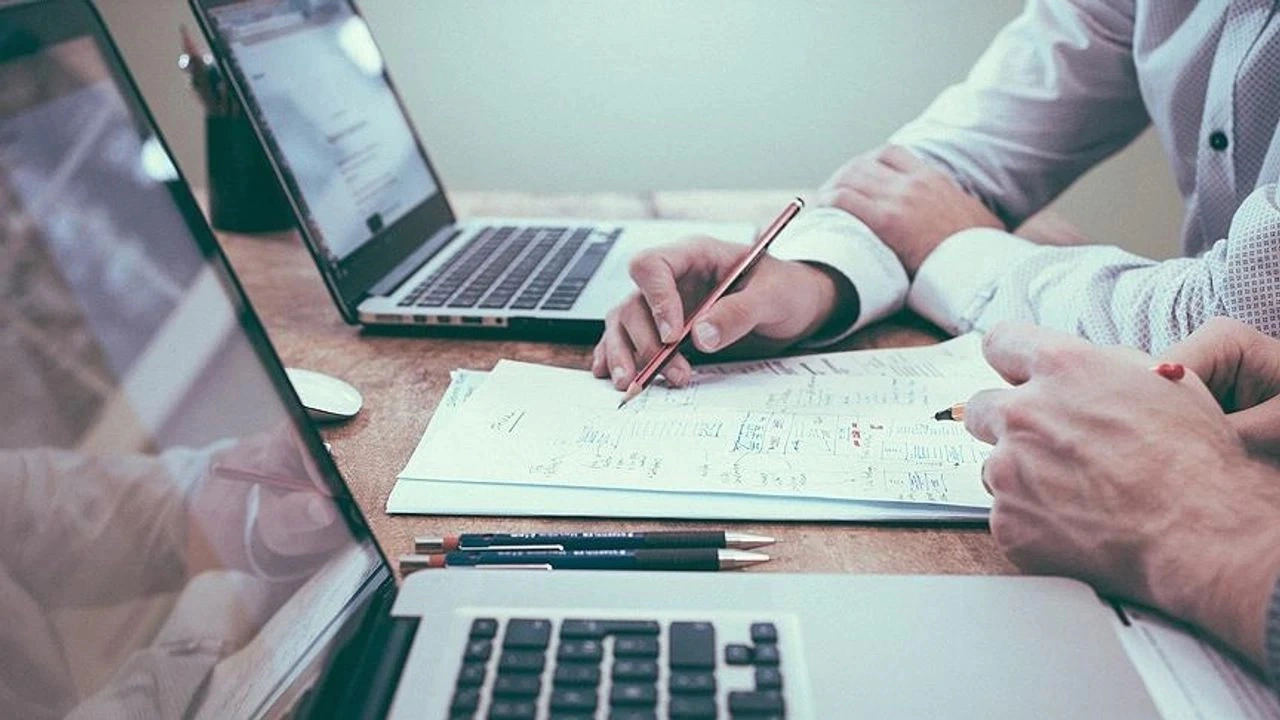 Valilik ve Kaymakamlıklara KPSS’siz 1000 Personel Alımı Başladı! İŞKUR TYP Başvuru Şartları ve Detaylar