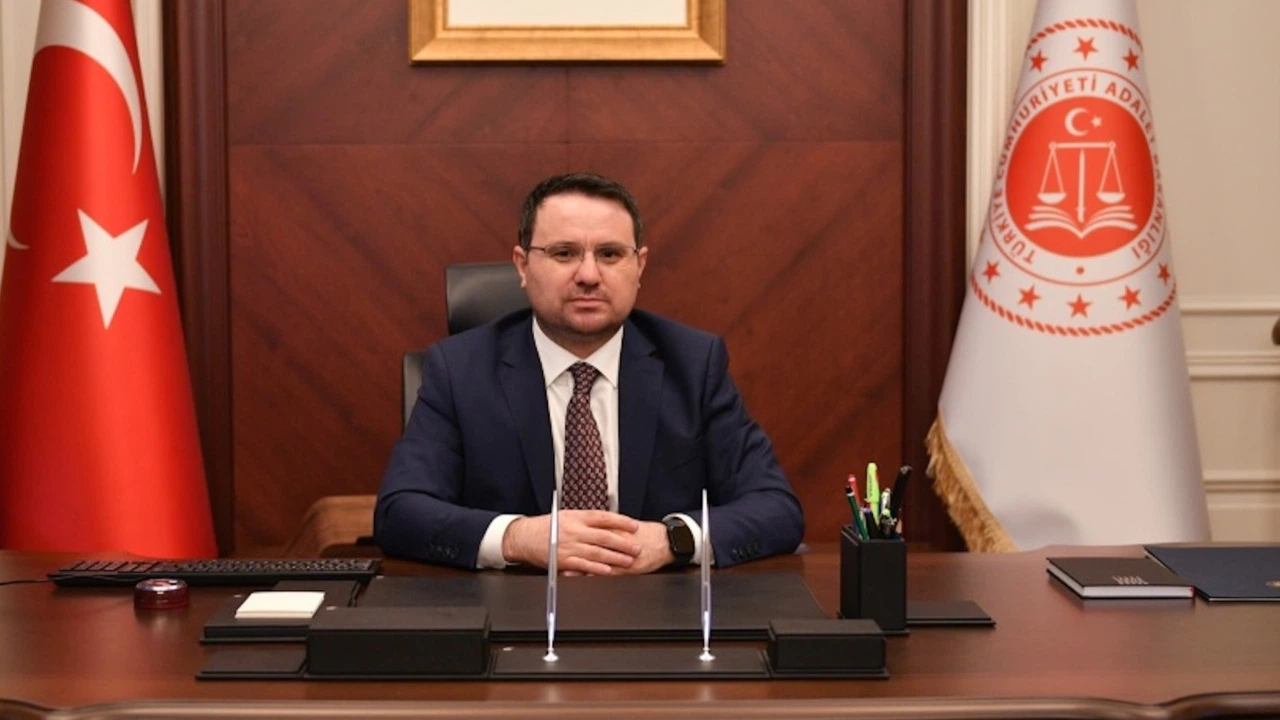 Adalet Bakanlığı 15 Bin Personel Alımı 2026: Bakan Akın Gürlek Duyurdu! Kadrolar ve Şartlar