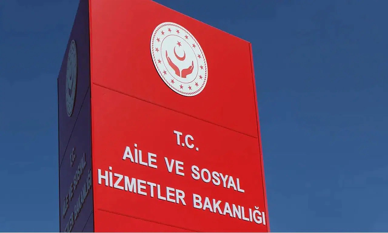 KPSS'siz ve KPSS'li Memur ve İşçi Alımı: Aile ve Sosyal Hizmetler Bakanlığı Şubat 2026 Personel İlanları