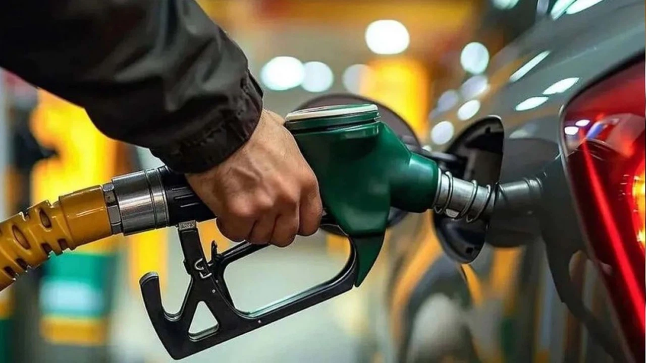 Akaryakıta Üçlü Zam Geliyor: Benzin, Motorin ve LPG Fiyatları Artacak