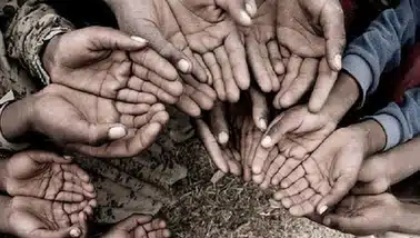 Fakirlere Yardım Eden Ünlüler, Zenginler ve İş Adamları