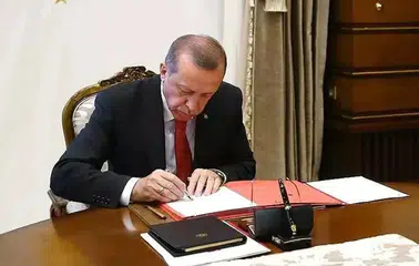 TBMM’den Geçti, Cumhurbaşkanı Onayladı: 25 Yaş Altı Çocuğu Olan Ailelere 12 Ay Boyunca 13 Bin TL Destek!