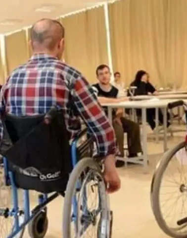 Yusuf Tekin duyurdu: Milli Eğitim Bakanlığı’ndan engelli öğretmen ve personel alımı