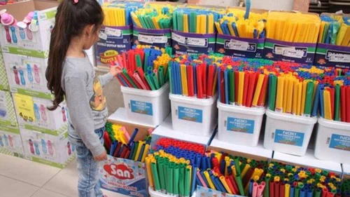 İlkokul ve Ortaokul Öğrencileri İçin Güzel Haber Geldi! 8500 TL Kırtasiye Yardımı Başladı