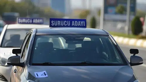 Ehliyet Alacak Milyonları İlgilendiriyor! Direksiyon Sınavlarında Değişiklik Gündemde