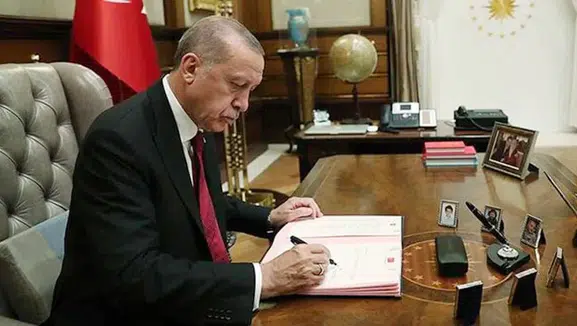 Kamuya 11 Bin 388 Personel Alımı Başladı! Memur, İşçi, Polis ve Asker Alımlarında Başvurular Devam Ediyor